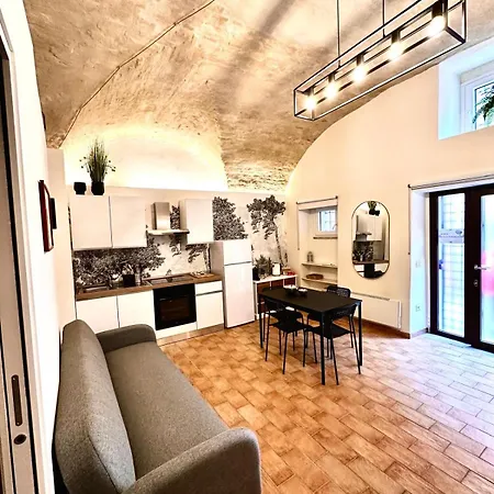 La Piazzetta In Centro